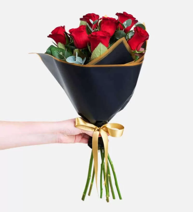 Siyah Bukette 7  Kırmızı Gül