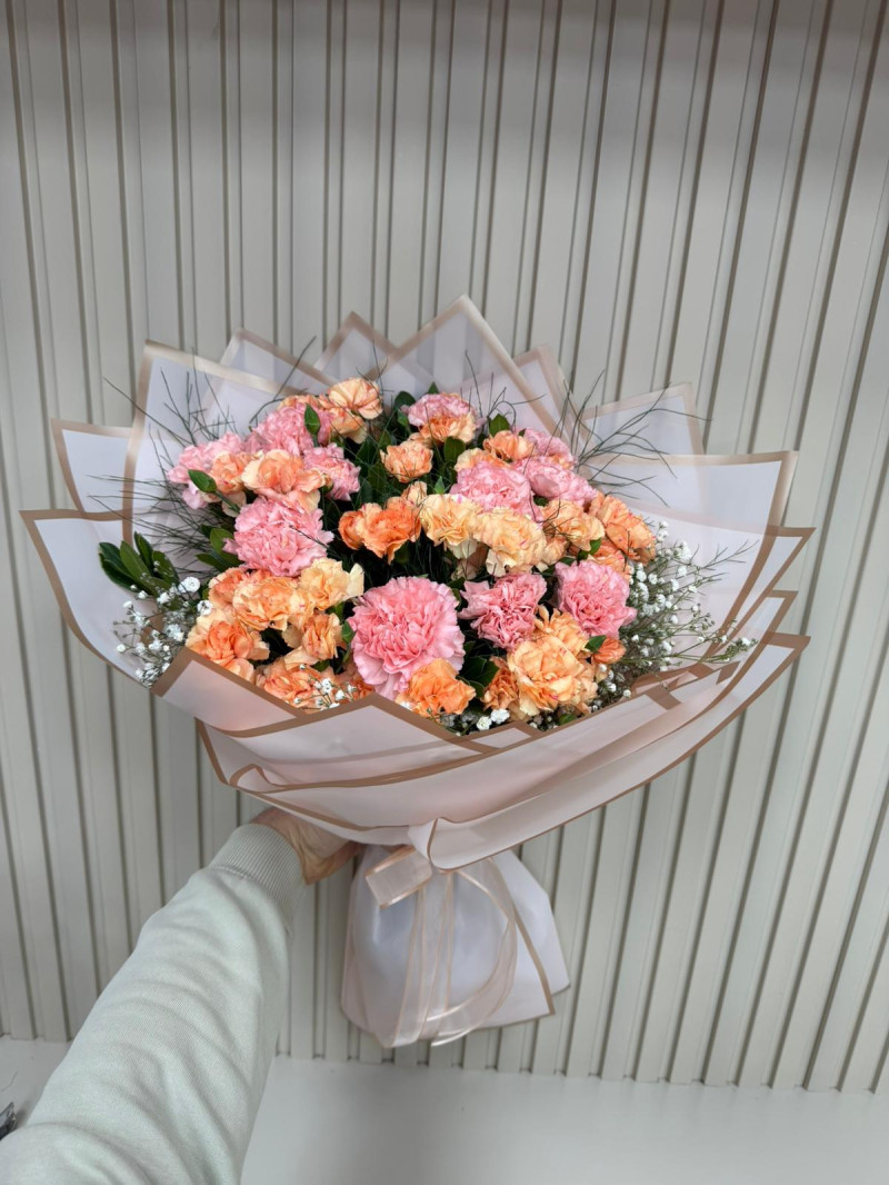 RENKLİ KARANFİL BUKETİ